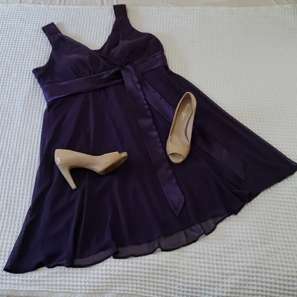 Connected Woman 20W Deep Purple Dress